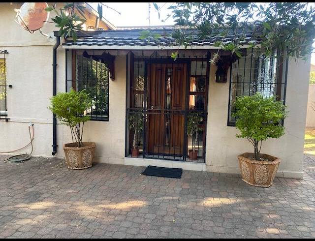 4 BEDROOM HOUSE FOR SALE IN PRIMROSE